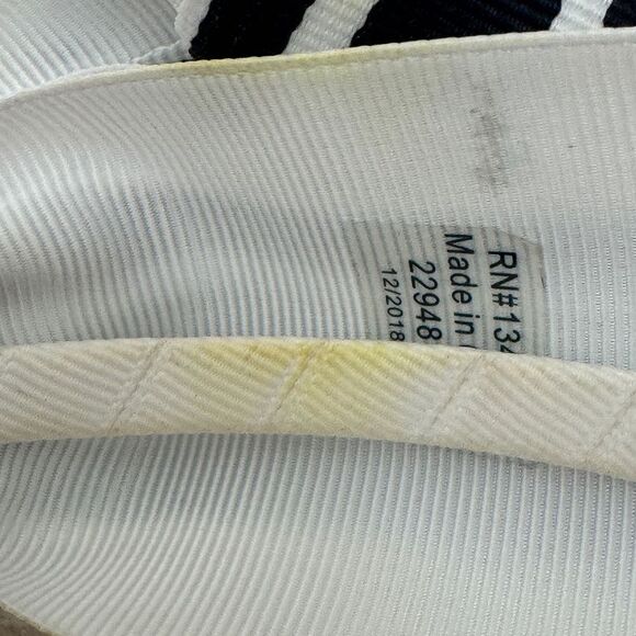 Vineyard Vines Navy Blue and White Bow Headband with VV Whale in Pink - Picture 6 of 8